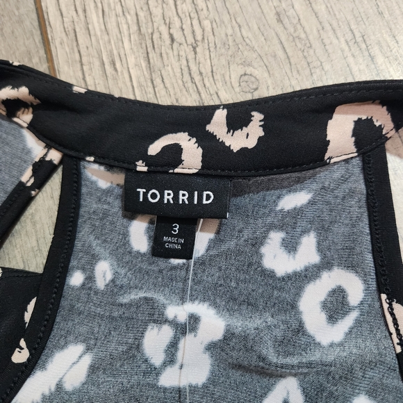 Torrid top - Picture 8 of 8